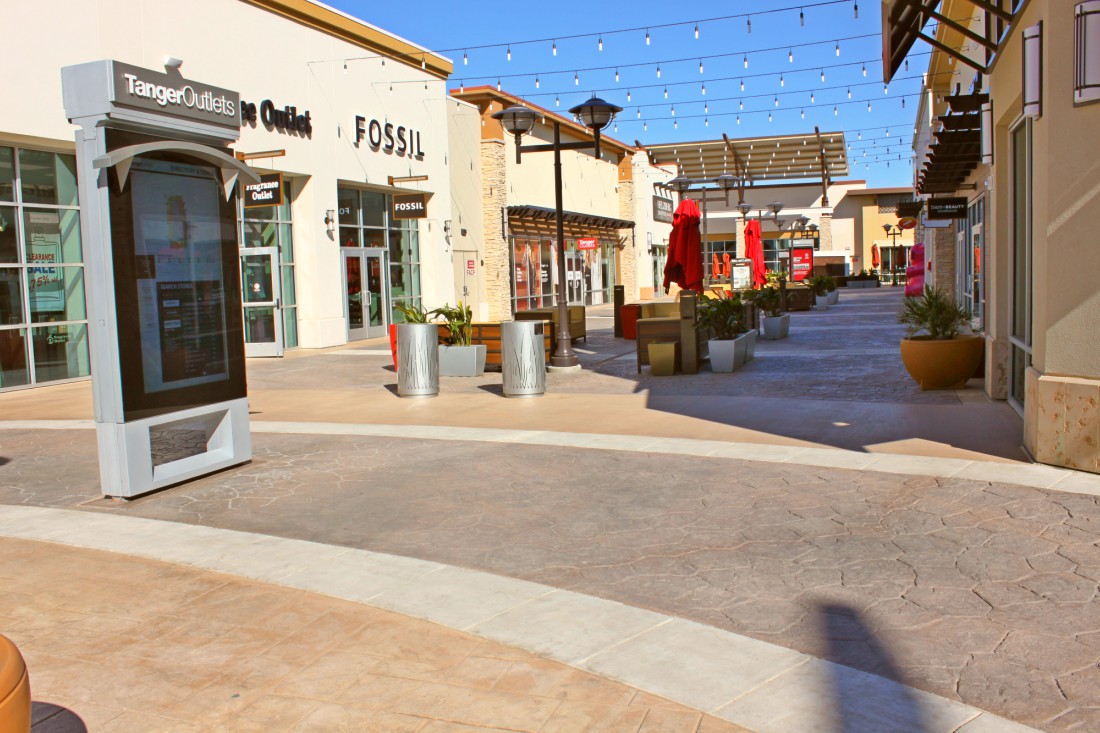 Guess Tanger Outlets – Texas City, TX – Triad Construction, Inc